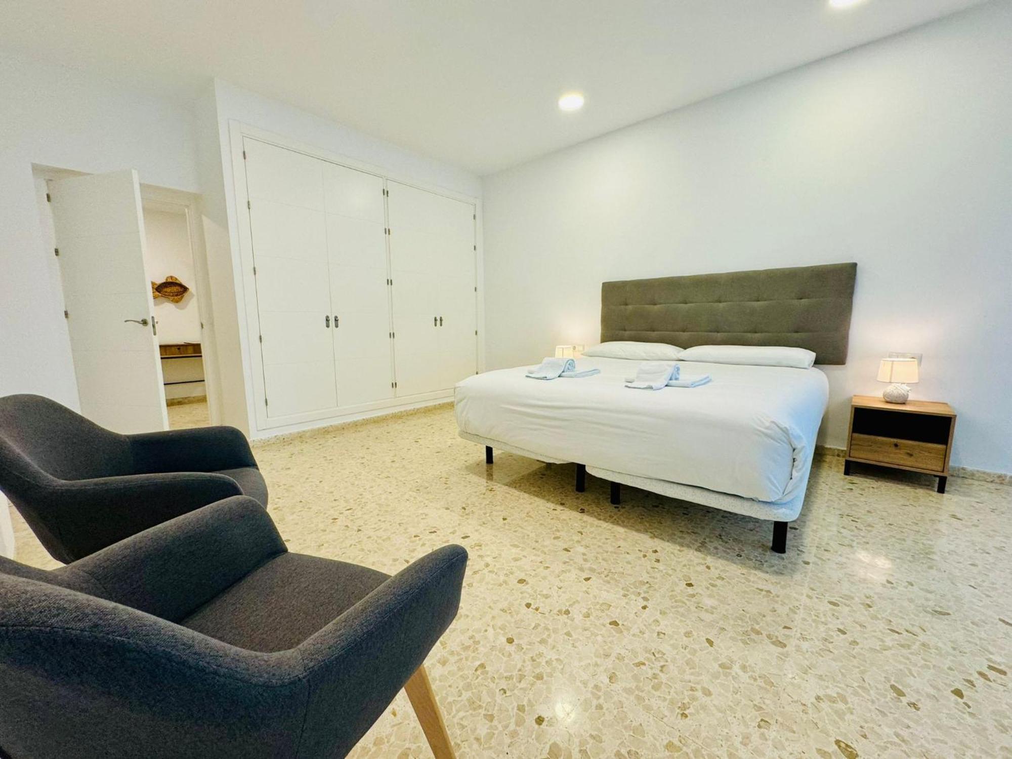 Apartamentos La Muralla Grupo Ac Gestion Cadiz Luaran gambar