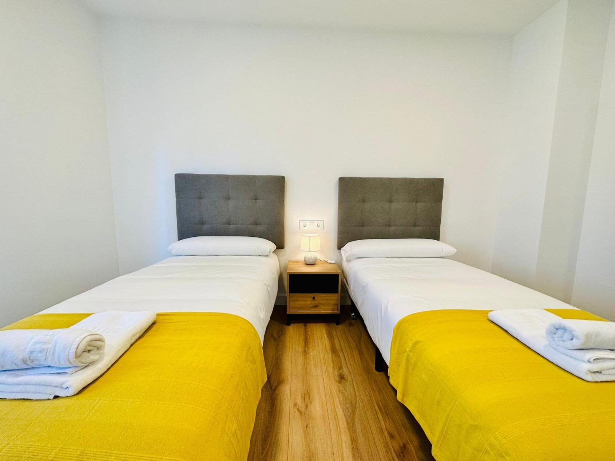 Apartamentos La Muralla Grupo Ac Gestion Cadiz Luaran gambar