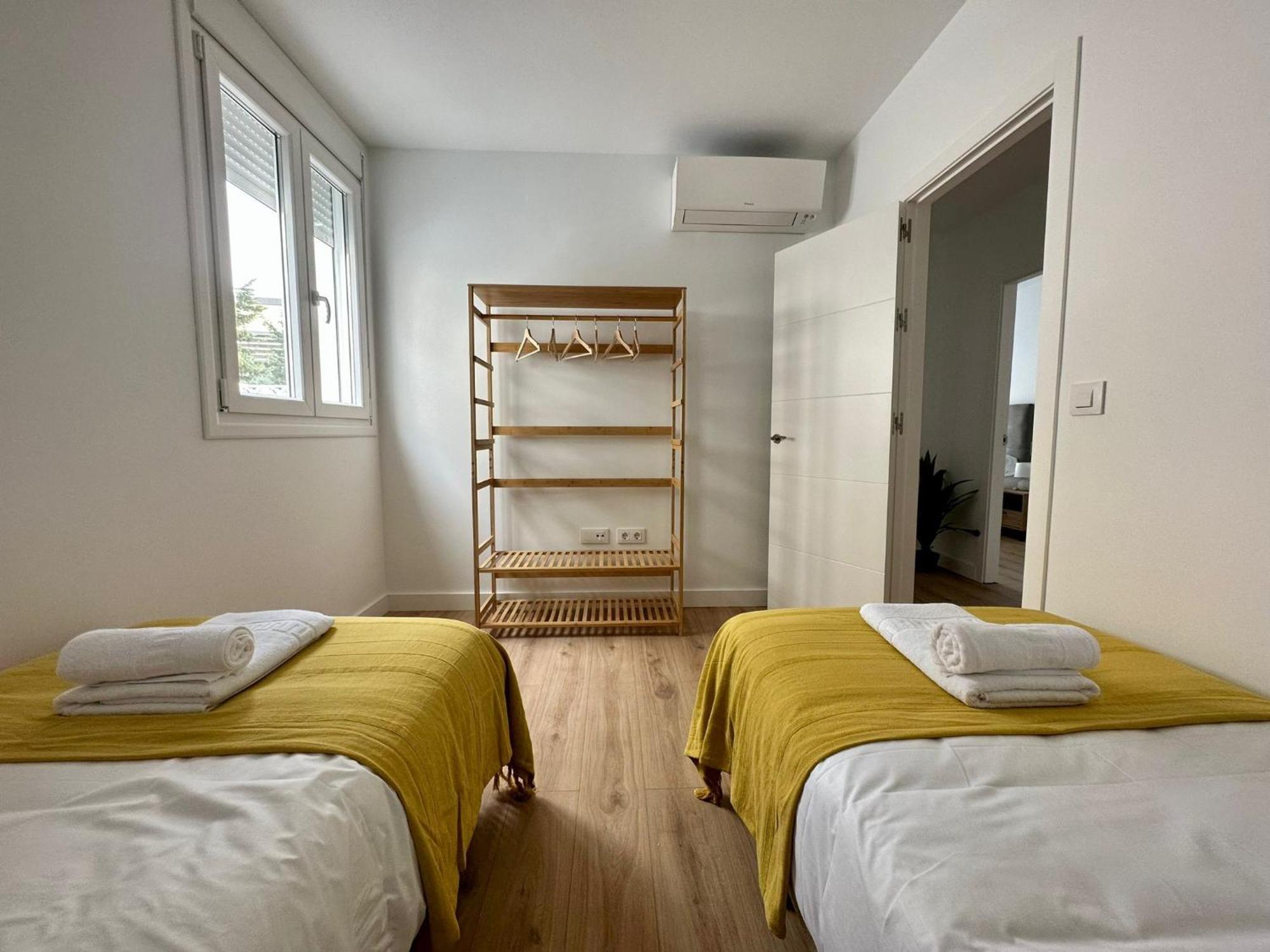 Apartamentos La Muralla Grupo Ac Gestion Cadiz Luaran gambar